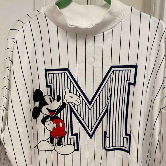 Unisex small Disney sweatshirt - Picture 2 of 5